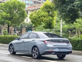 Hyundai Elantra VII (CN7)