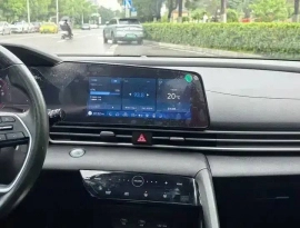 Hyundai Elantra VII (CN7)