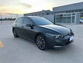 Volkswagen Golf VIII